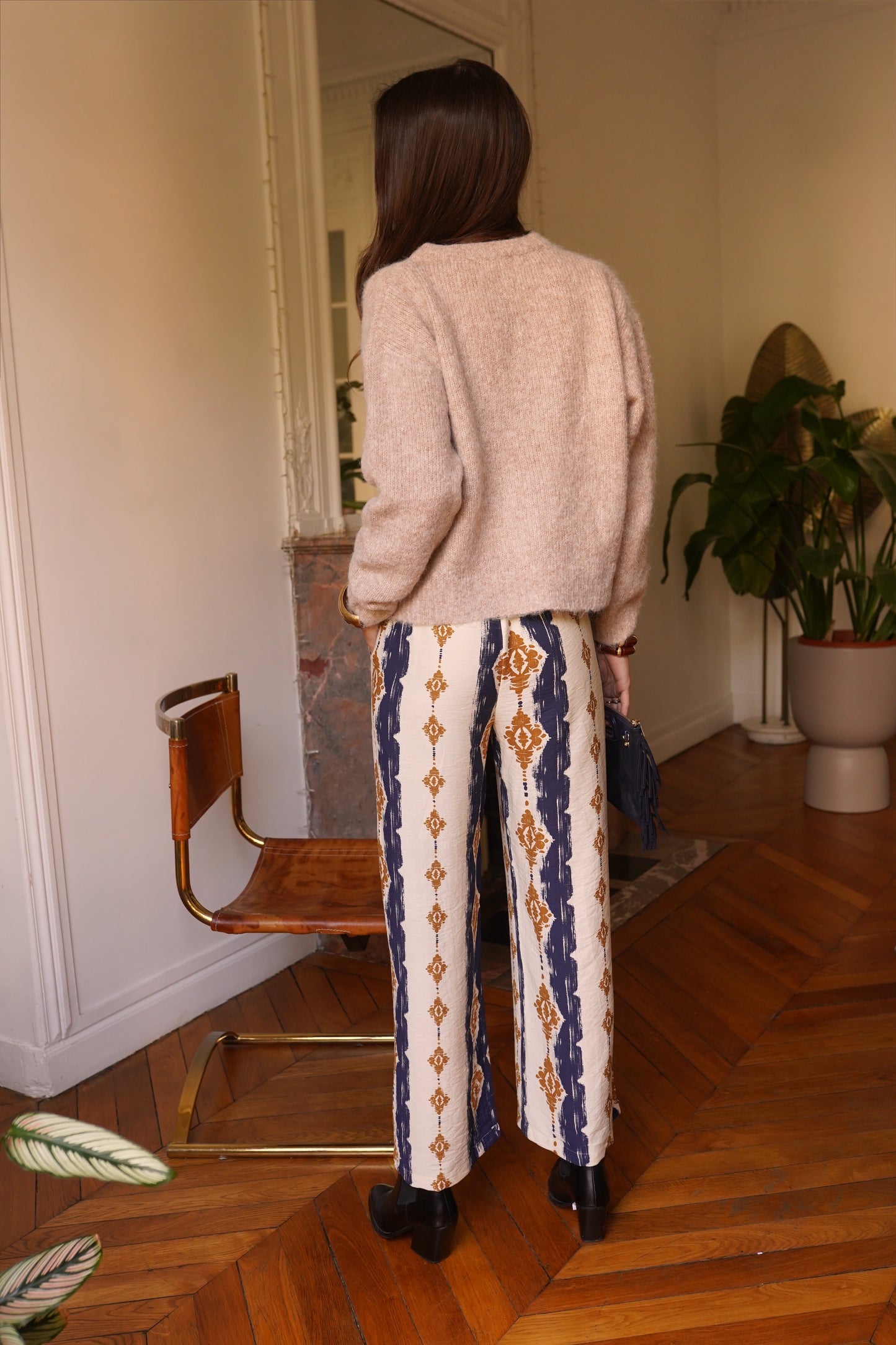Sara taupe cardigan with gold buttons
