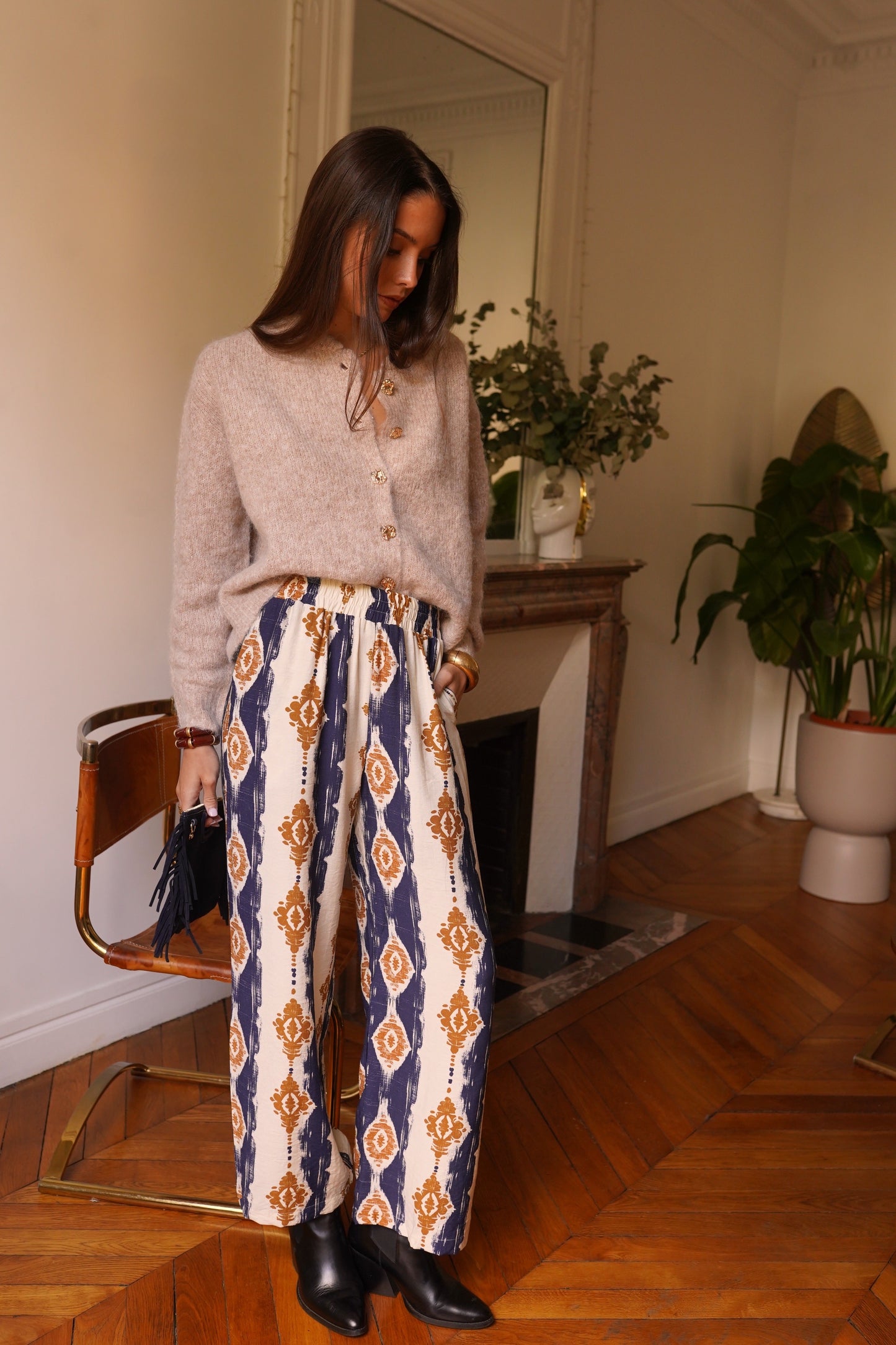 Sara taupe cardigan with gold buttons