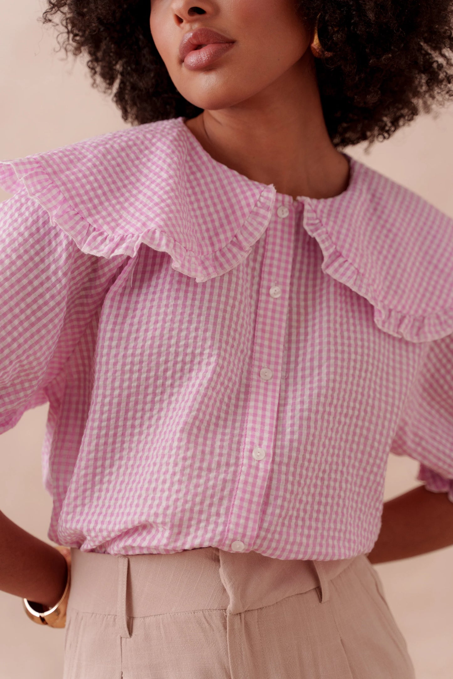 Gingham pink peter pan collar shirt