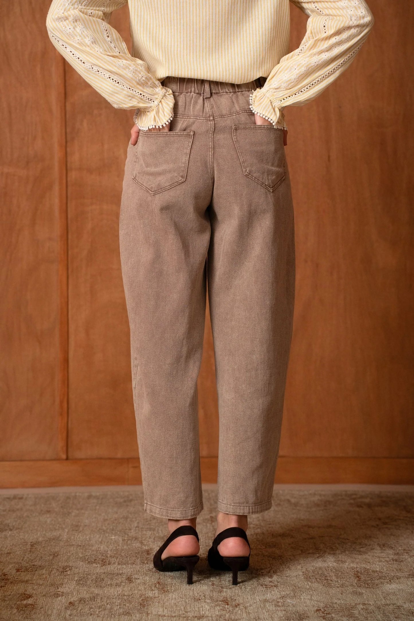 Odette taupe balloon barrel Jeans