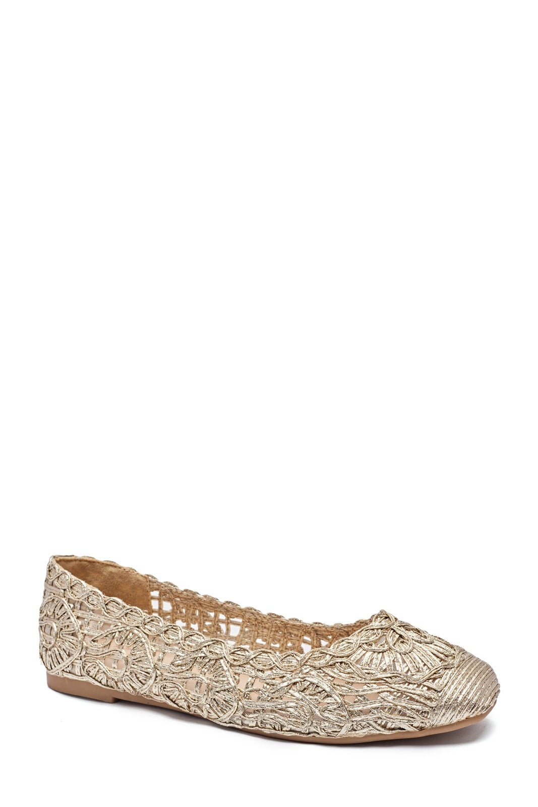 Gold braided pumps