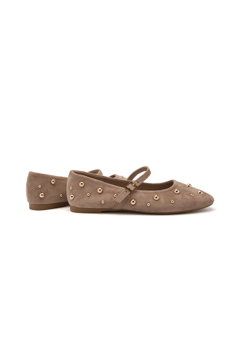 Ava beige gold studded pumps
