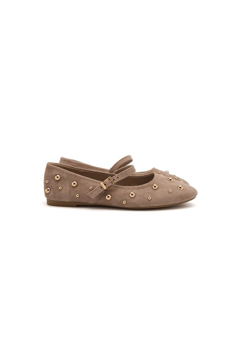 Ava beige gold studded pumps