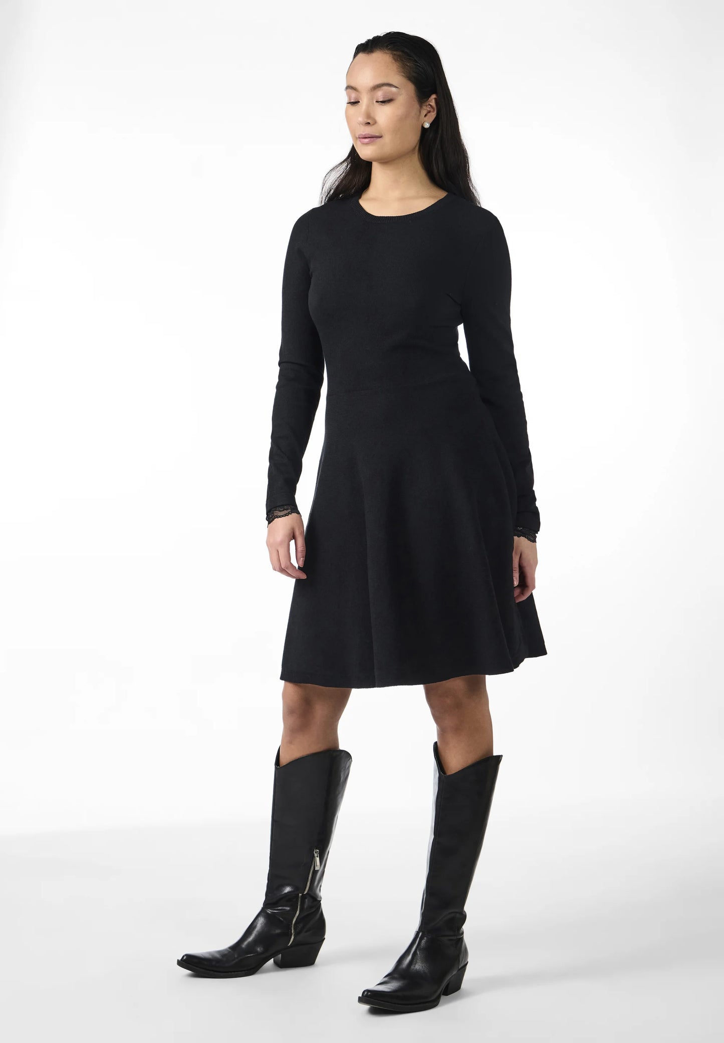 YAS Black knit dress with lace trim