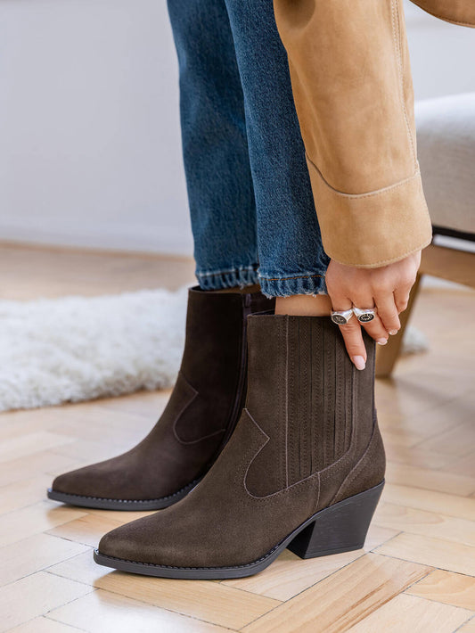 100% Leather chocolate brown suede ankle boots