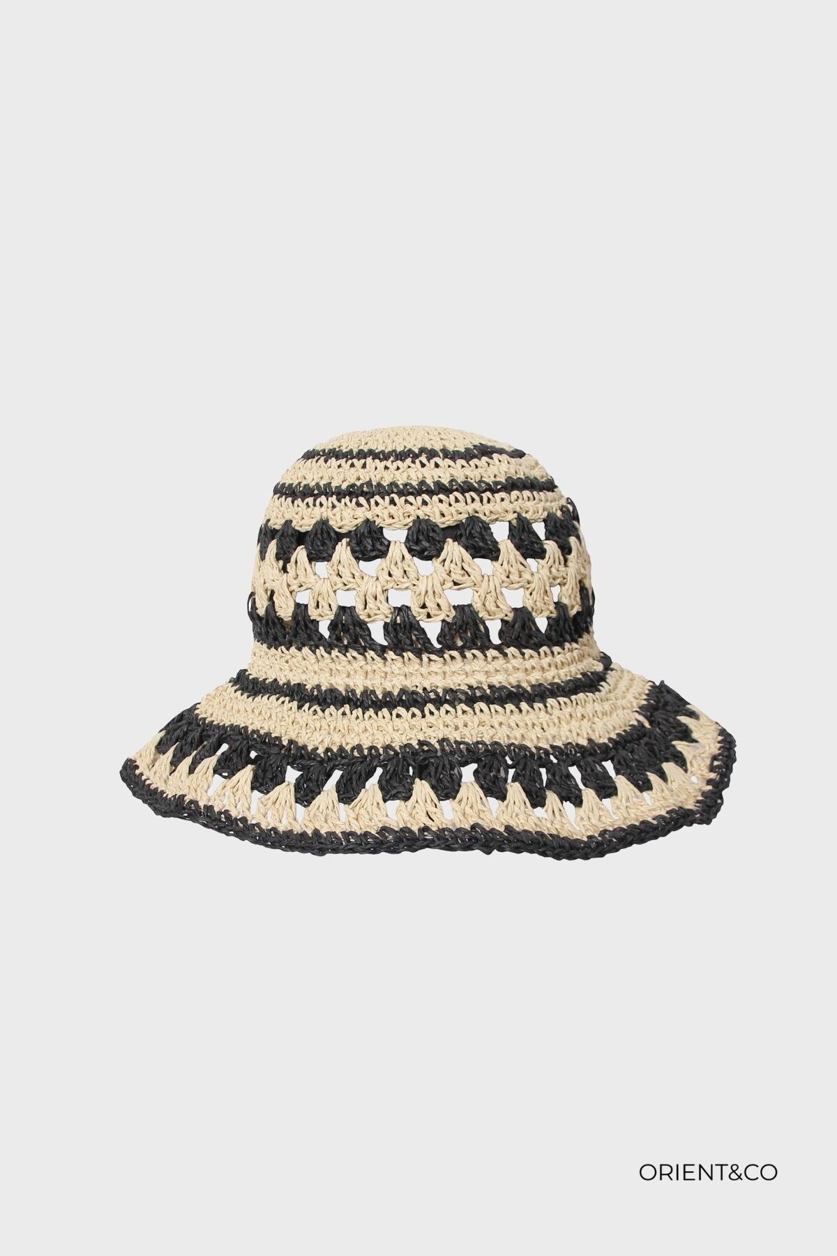 Black stripe straw bucket hat