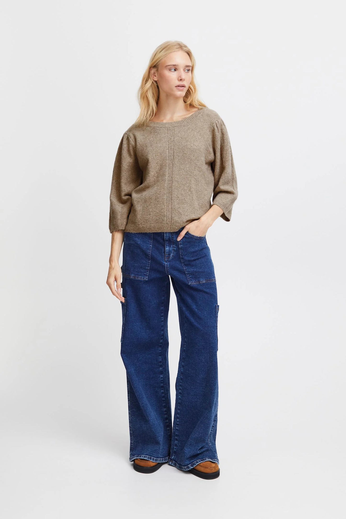 Doeskin short jumper