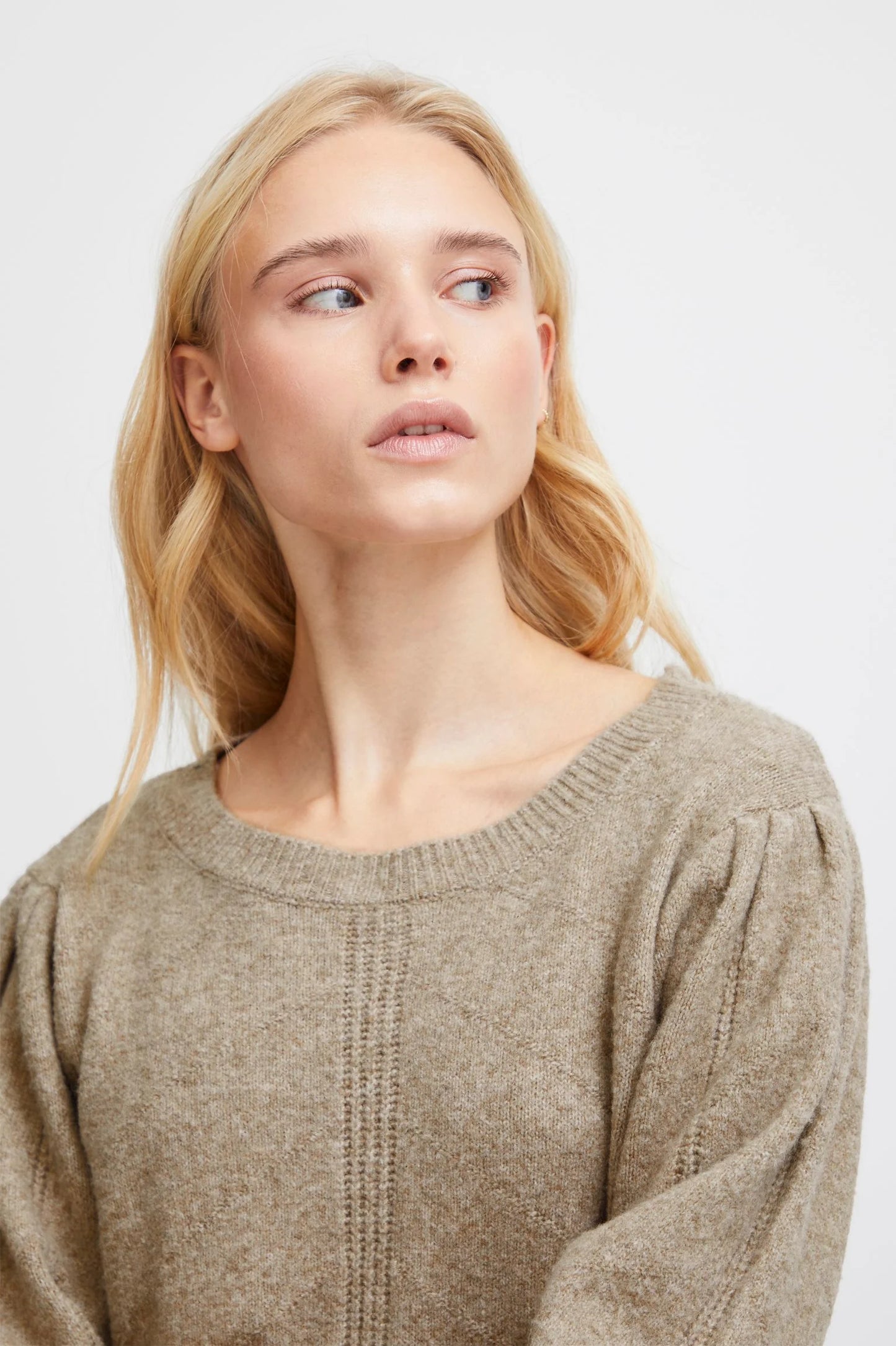 Doeskin short jumper