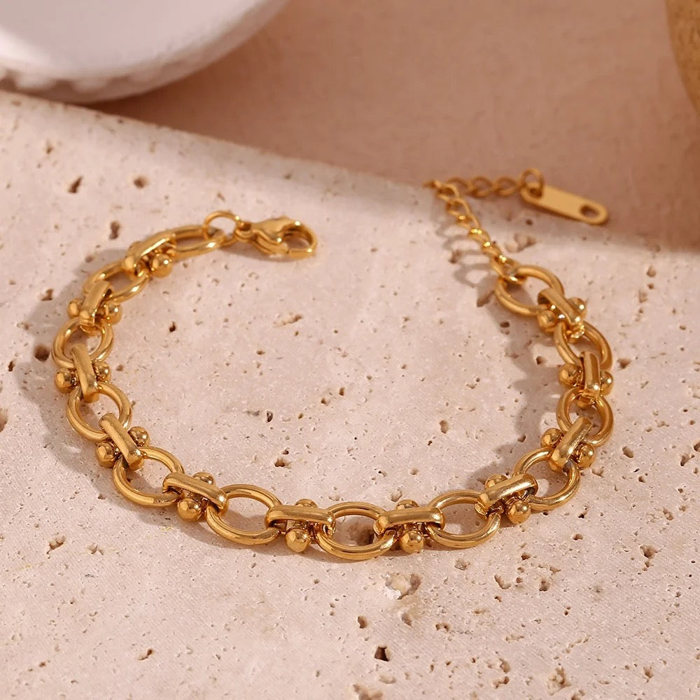Minimalist Gold Bracelet