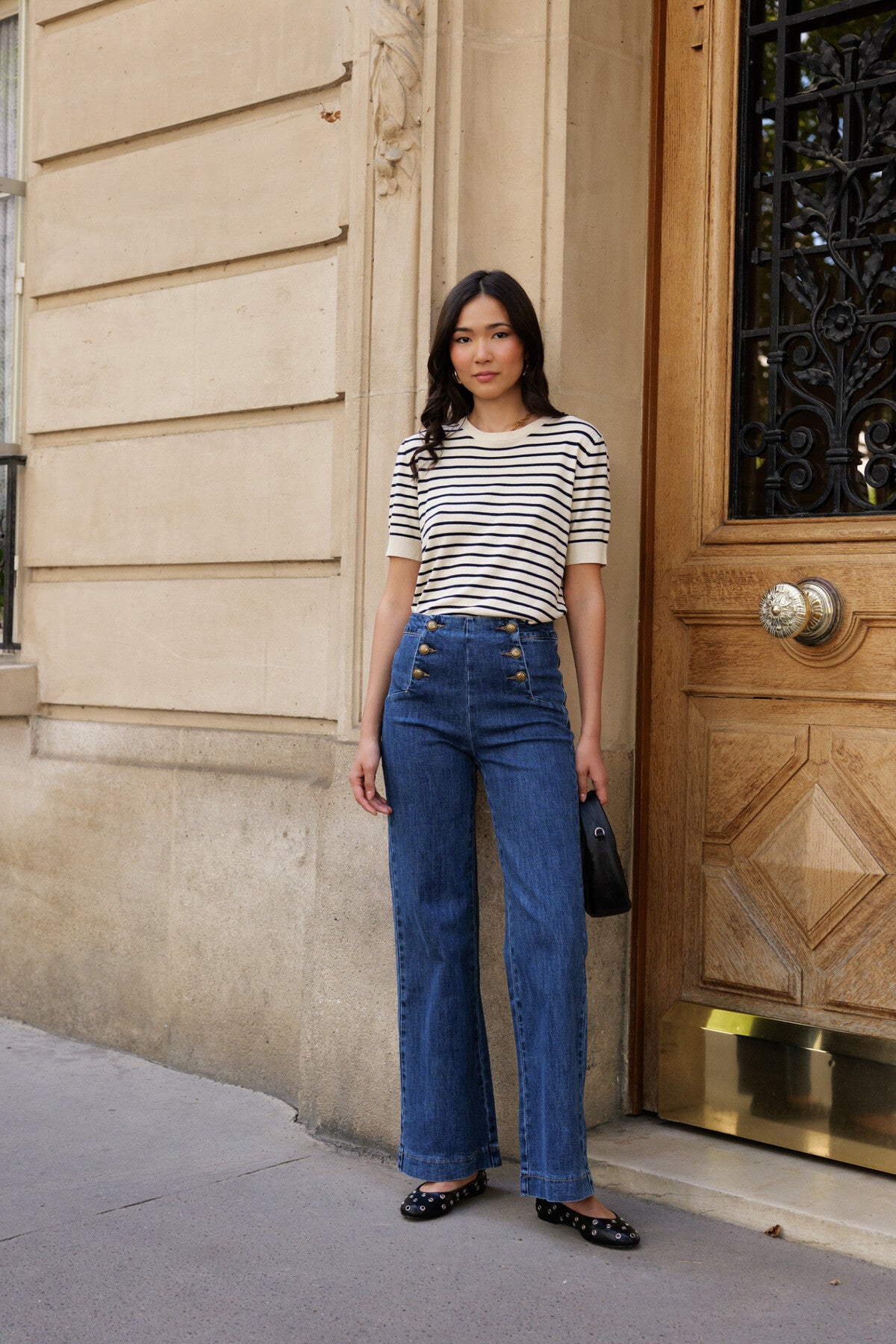 Victo Wide leg mid blue jeans with gold front buttons