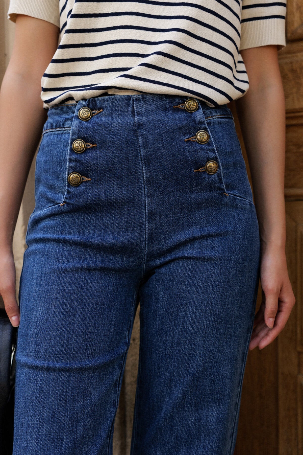 Victo Wide leg mid blue jeans with gold front buttons