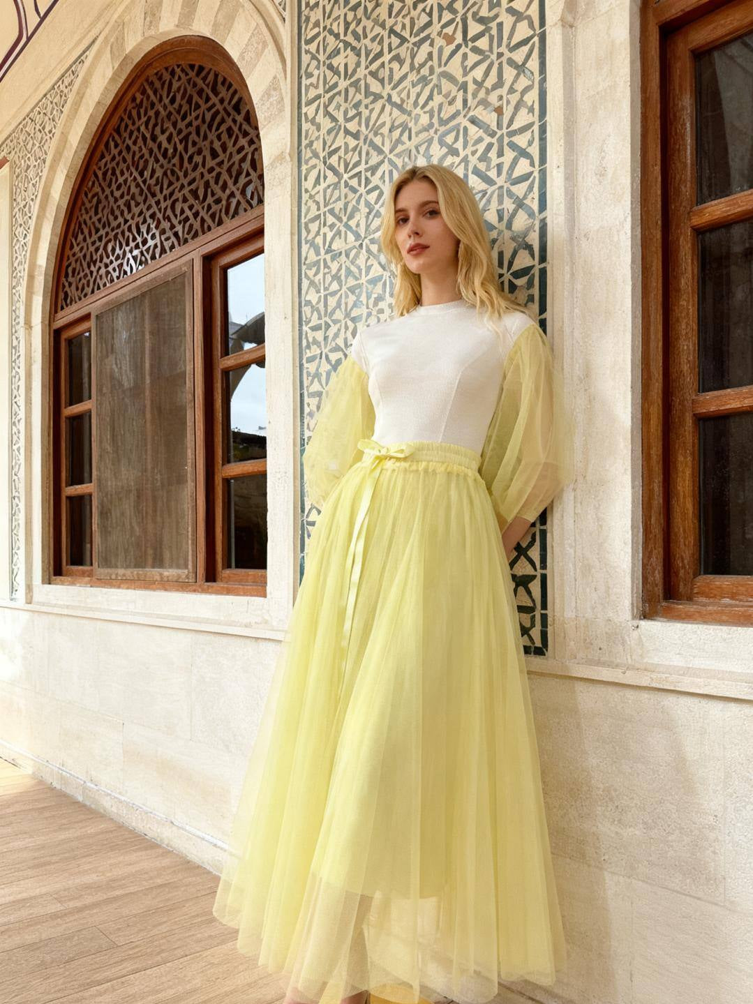 Leah light yellow tulle skirt