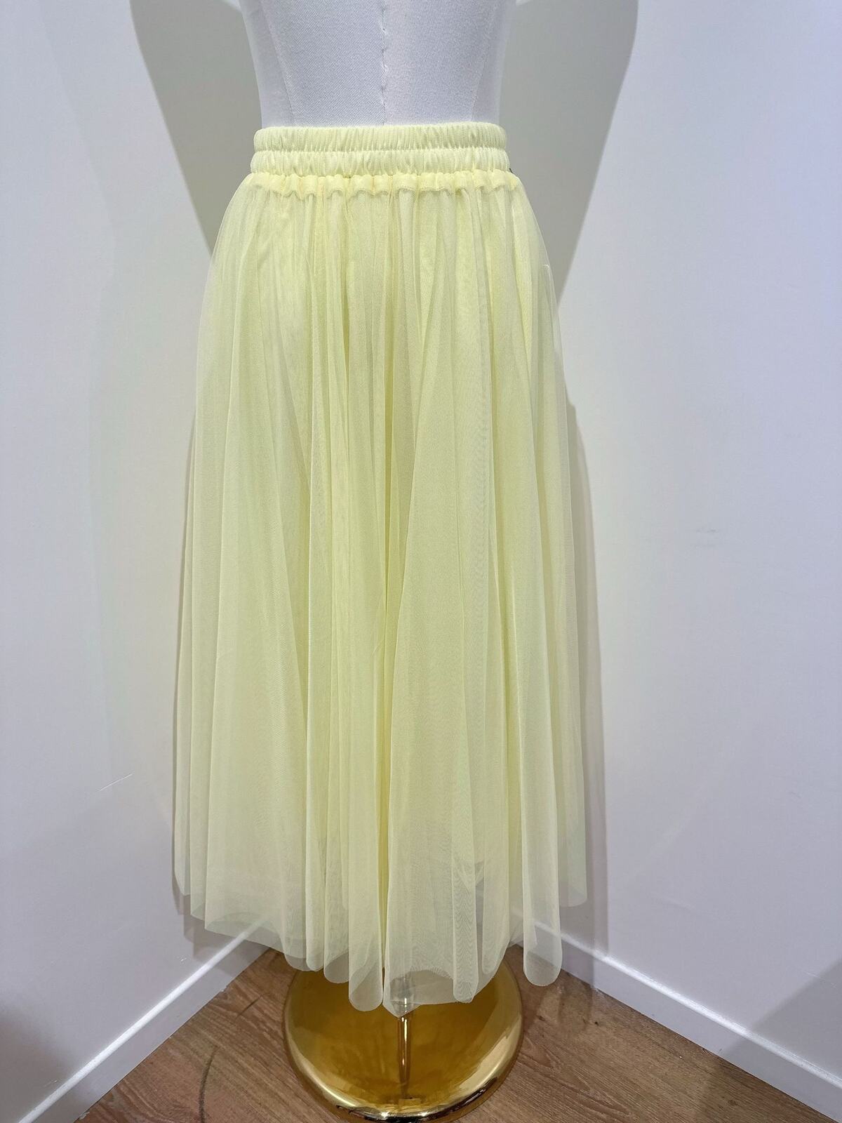 Leah light yellow tulle skirt