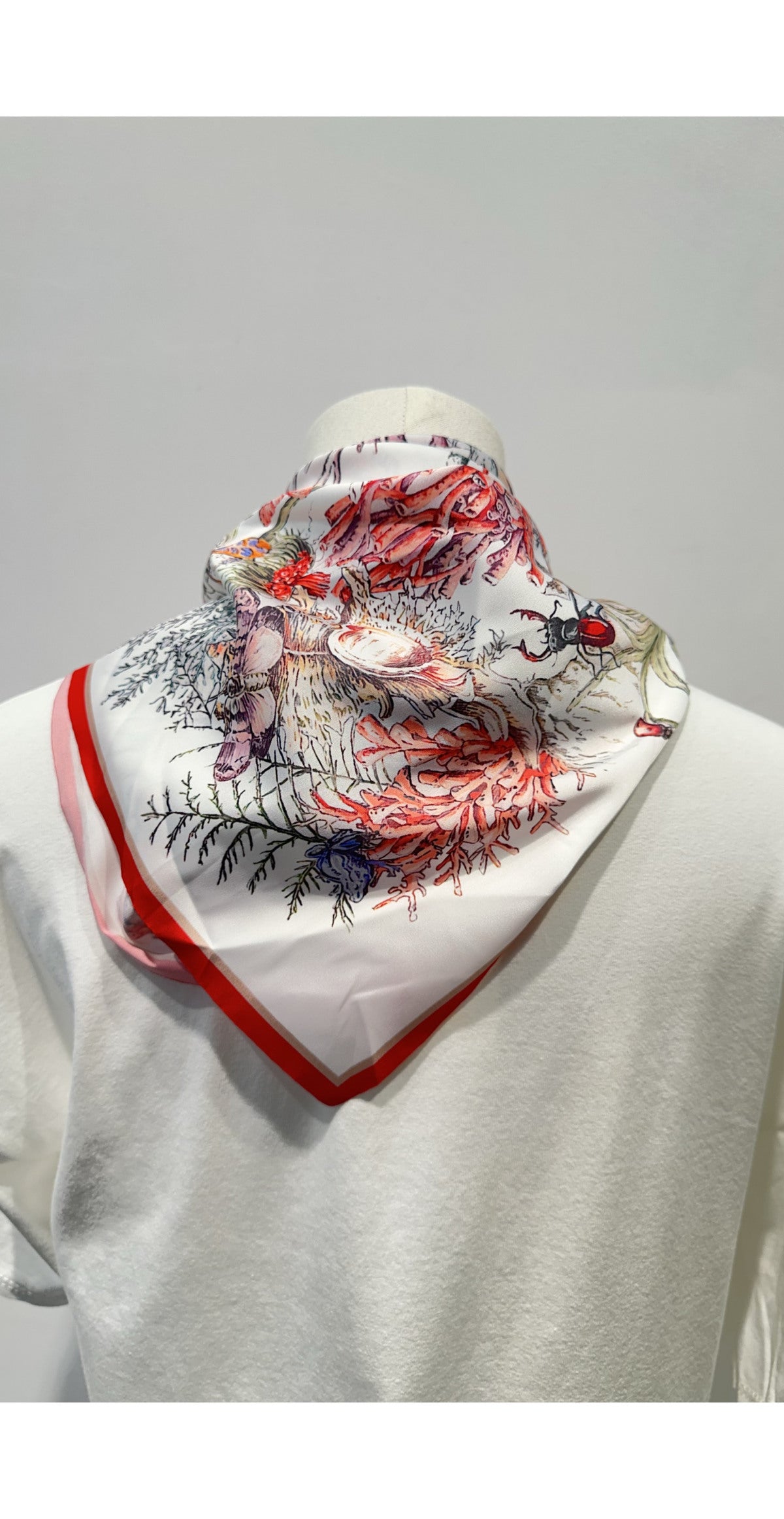 Martha white tshirt with red neck scarf