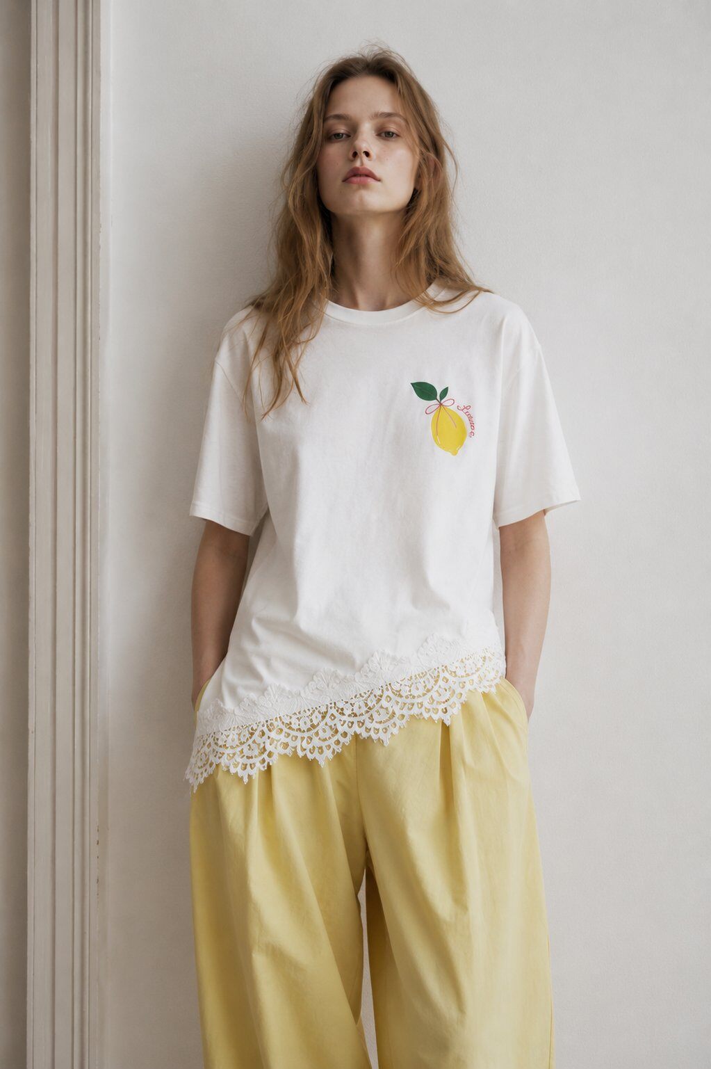 Amalfi coast lemons tshirt with lace