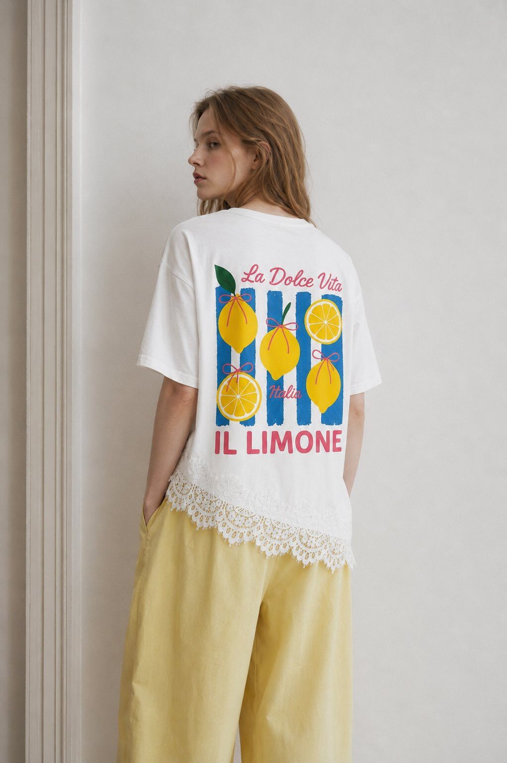 Amalfi coast lemons tshirt with lace