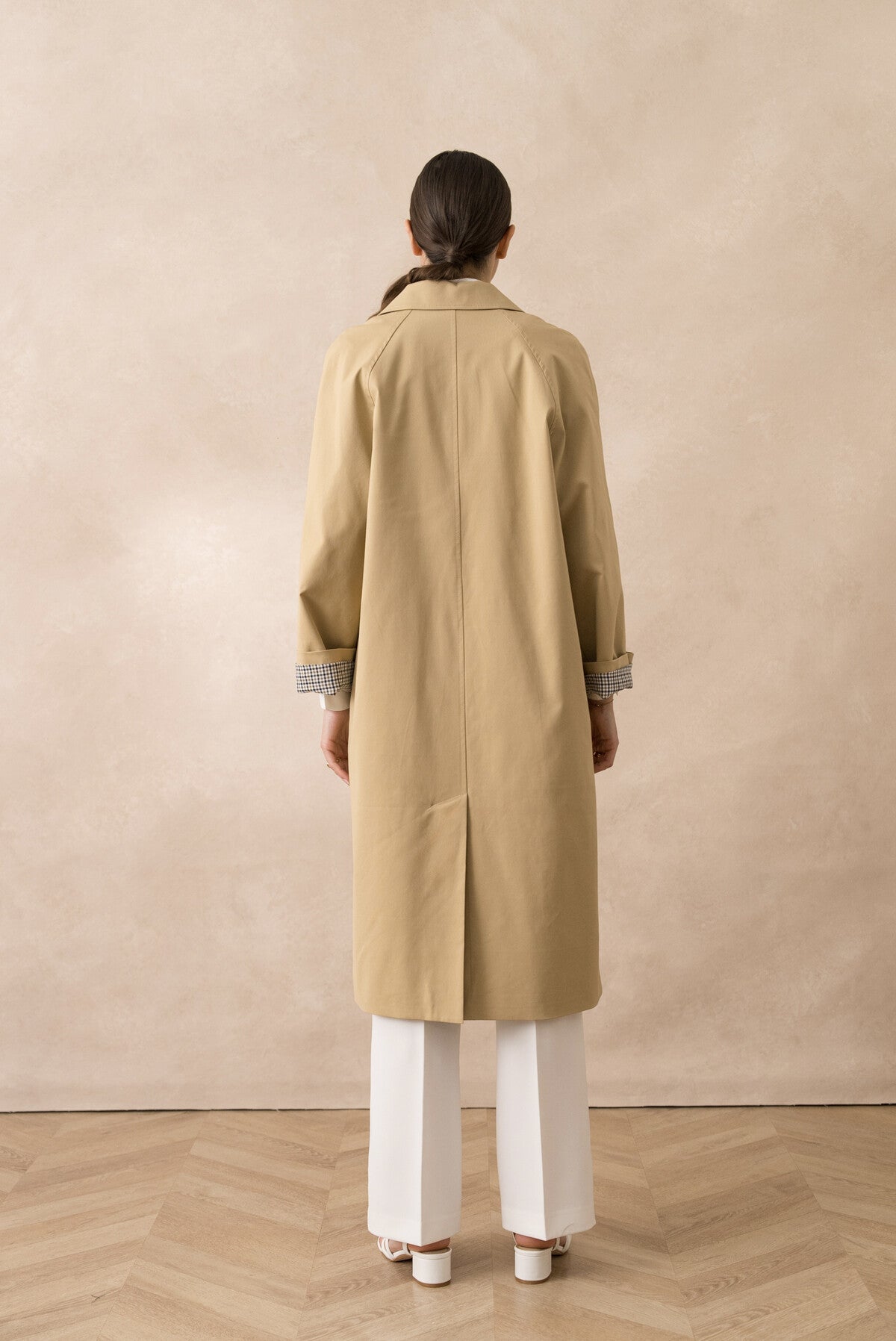 Beth long trench coat with chequered lining